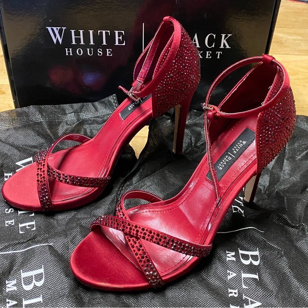 White House Black Market Gemini Heels - size 6.5